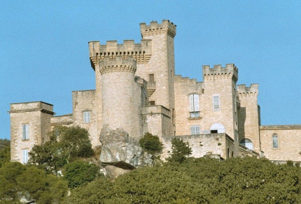 The Château de la Barben – The Castle of Barben France, By Santhi Jayasekera